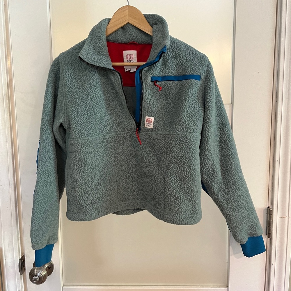 Topo designs half zip Fuzzy warm fleece